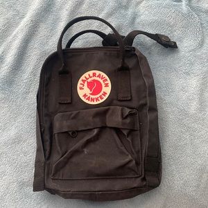 Fjallraven Kanken Mini Backpack